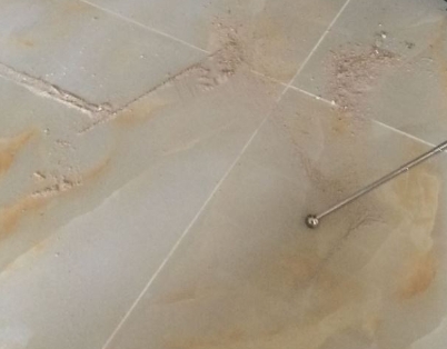 镇平瓷砖空鼓维修公司分享粘合剂选择不当在瓷砖铺贴过程中可能导致以下问题